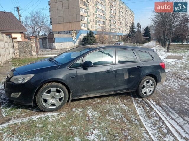 Черный Опель Астра, объемом двигателя 1.69 л и пробегом 263 тыс. км за 6100 $, фото 1 на Automoto.ua