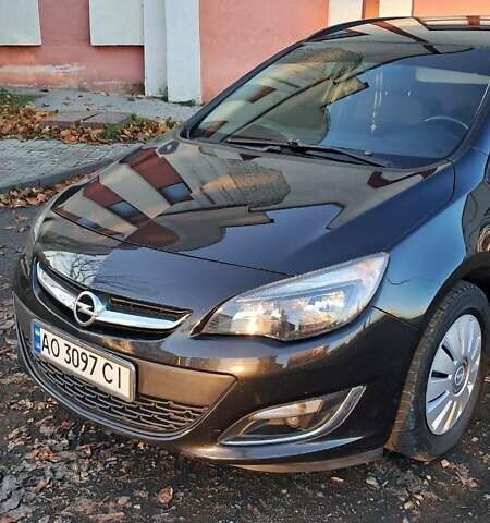 Черный Опель Астра, объемом двигателя 1.7 л и пробегом 267 тыс. км за 7199 $, фото 1 на Automoto.ua