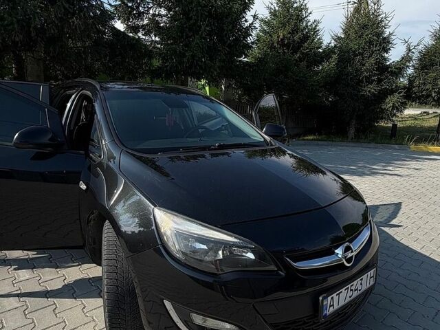 Чорний Опель Астра, об'ємом двигуна 1.96 л та пробігом 328 тис. км за 7000 $, фото 1 на Automoto.ua