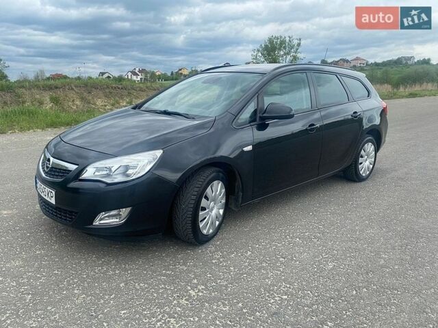 Черный Опель Астра, объемом двигателя 1.7 л и пробегом 238 тыс. км за 6200 $, фото 1 на Automoto.ua