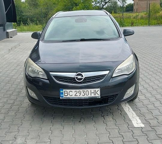 Чорний Опель Астра, об'ємом двигуна 1.96 л та пробігом 290 тис. км за 6500 $, фото 1 на Automoto.ua