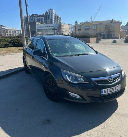 Черный Опель Астра, объемом двигателя 1.7 л и пробегом 280 тыс. км за 6100 $, фото 1 на Automoto.ua