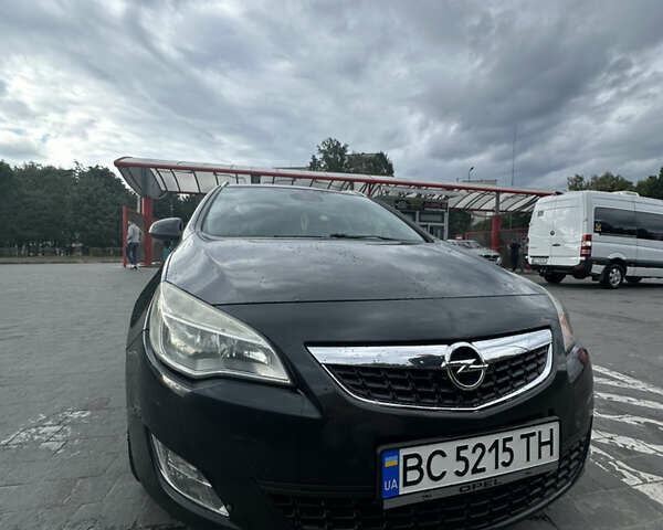 Черный Опель Астра, объемом двигателя 1.69 л и пробегом 260 тыс. км за 6800 $, фото 1 на Automoto.ua