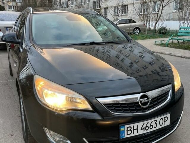 Черный Опель Астра, объемом двигателя 1.96 л и пробегом 264 тыс. км за 7900 $, фото 1 на Automoto.ua