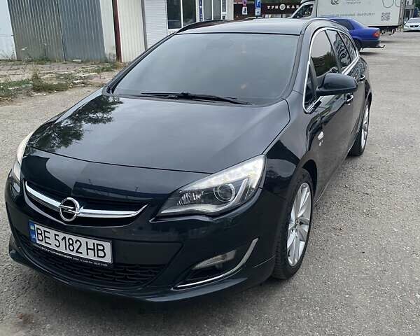 Черный Опель Астра, объемом двигателя 1.7 л и пробегом 230 тыс. км за 9100 $, фото 1 на Automoto.ua