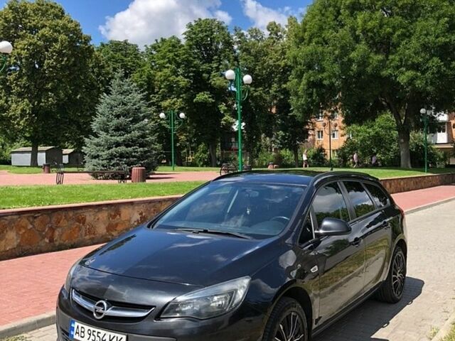 Черный Опель Астра, объемом двигателя 1.96 л и пробегом 295 тыс. км за 7200 $, фото 1 на Automoto.ua