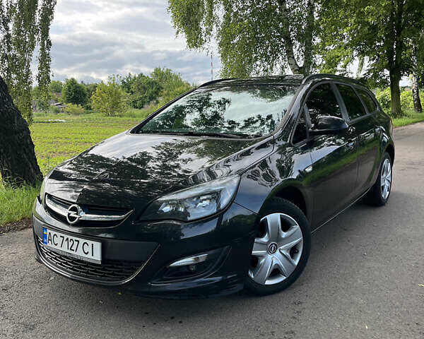 Черный Опель Астра, объемом двигателя 1.69 л и пробегом 254 тыс. км за 7600 $, фото 1 на Automoto.ua