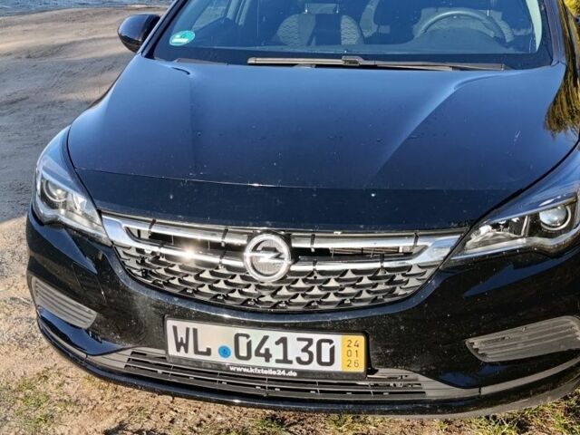 Черный Опель Астра, объемом двигателя 1 л и пробегом 251 тыс. км за 7800 $, фото 1 на Automoto.ua