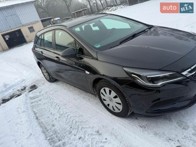 Черный Опель Астра, объемом двигателя 1.6 л и пробегом 251 тыс. км за 7800 $, фото 1 на Automoto.ua