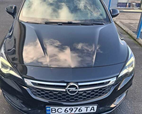 Черный Опель Астра, объемом двигателя 1.6 л и пробегом 238 тыс. км за 11350 $, фото 1 на Automoto.ua