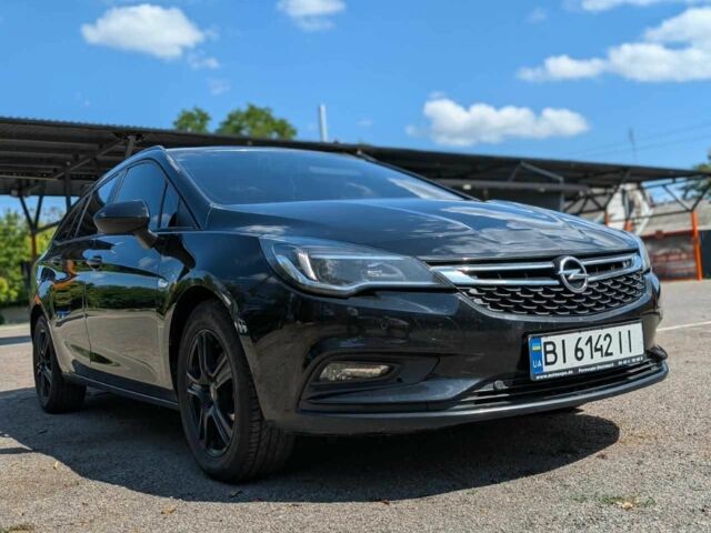 Черный Опель Астра, объемом двигателя 1.6 л и пробегом 280 тыс. км за 8522 $, фото 1 на Automoto.ua