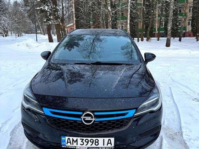 Чорний Опель Астра, об'ємом двигуна 1.6 л та пробігом 14200 тис. км за 11300 $, фото 1 на Automoto.ua