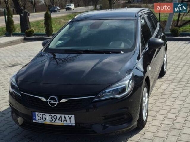 Черный Опель Астра, объемом двигателя 1.5 л и пробегом 108 тыс. км за 12000 $, фото 1 на Automoto.ua