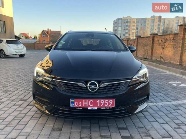 Черный Опель Астра, объемом двигателя 1.5 л и пробегом 135 тыс. км за 12600 $, фото 1 на Automoto.ua