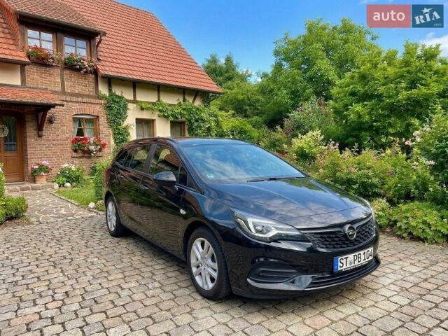 Чорний Опель Астра, об'ємом двигуна 1.5 л та пробігом 156 тис. км за 11899 $, фото 1 на Automoto.ua