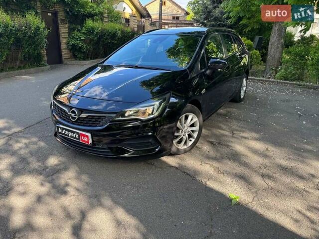 Черный Опель Астра, объемом двигателя 1.5 л и пробегом 135 тыс. км за 14490 $, фото 1 на Automoto.ua
