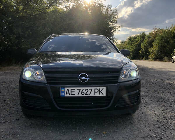 Фіолетовий Опель Астра, об'ємом двигуна 1.6 л та пробігом 224 тис. км за 4700 $, фото 1 на Automoto.ua