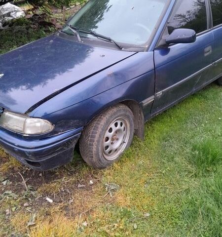 Фіолетовий Опель Астра, об'ємом двигуна 1.6 л та пробігом 346 тис. км за 1000 $, фото 1 на Automoto.ua