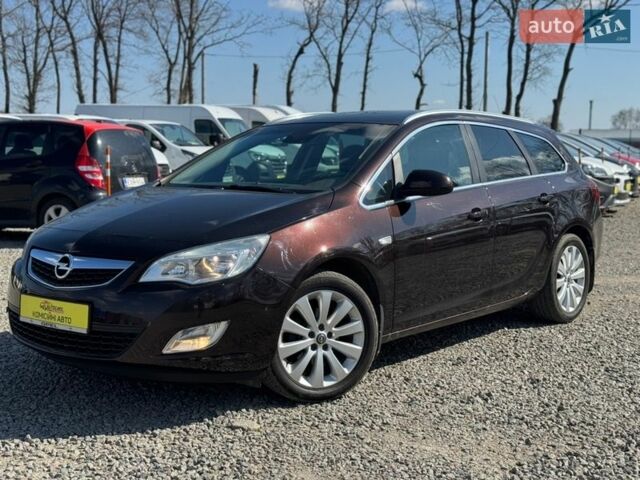 Коричневый Опель Астра, объемом двигателя 1.4 л и пробегом 140 тыс. км за 8900 $, фото 1 на Automoto.ua