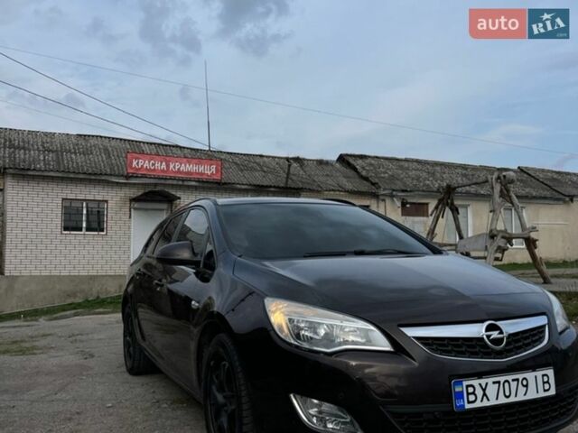 Коричневий Опель Астра, об'ємом двигуна 1.69 л та пробігом 315 тис. км за 7100 $, фото 1 на Automoto.ua