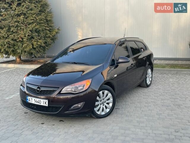 Коричневий Опель Астра, об'ємом двигуна 1.7 л та пробігом 300 тис. км за 6699 $, фото 1 на Automoto.ua