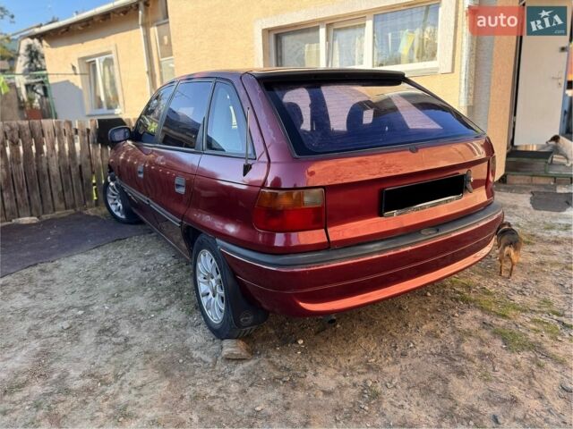 Червоний Опель Астра, об'ємом двигуна 1.6 л та пробігом 479 тис. км за 1800 $, фото 1 на Automoto.ua