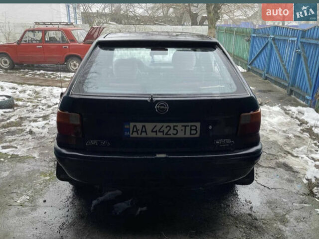 Красный Опель Астра, объемом двигателя 1.6 л и пробегом 265 тыс. км за 1200 $, фото 1 на Automoto.ua