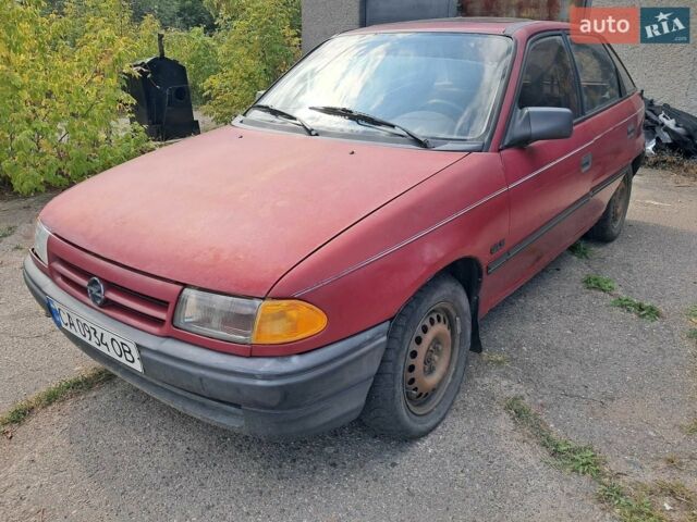 Червоний Опель Астра, об'ємом двигуна 1.8 л та пробігом 250 тис. км за 445 $, фото 1 на Automoto.ua