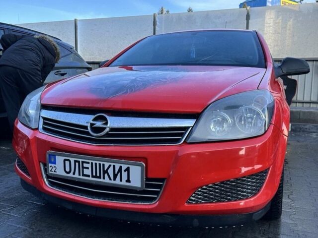 Красный Опель Астра, объемом двигателя 1.36 л и пробегом 278 тыс. км за 5015 $, фото 1 на Automoto.ua
