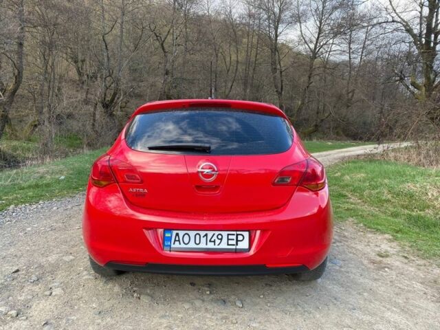 Червоний Опель Астра, об'ємом двигуна 1.4 л та пробігом 2 тис. км за 5000 $, фото 1 на Automoto.ua