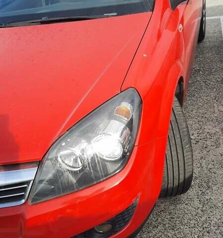 Красный Опель Астра, объемом двигателя 1.6 л и пробегом 86 тыс. км за 5800 $, фото 1 на Automoto.ua