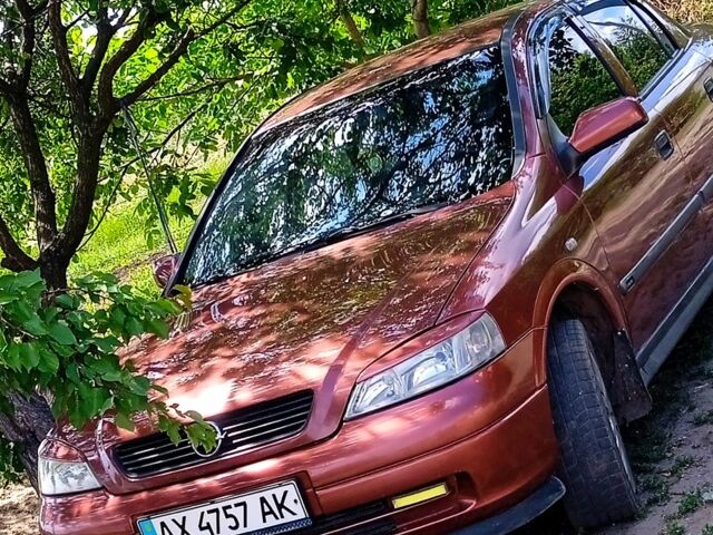 Червоний Опель Астра, об'ємом двигуна 1.4 л та пробігом 286 тис. км за 3300 $, фото 1 на Automoto.ua