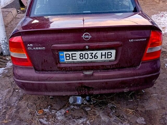 Красный Опель Астра, объемом двигателя 1.6 л и пробегом 0 тыс. км за 3500 $, фото 1 на Automoto.ua