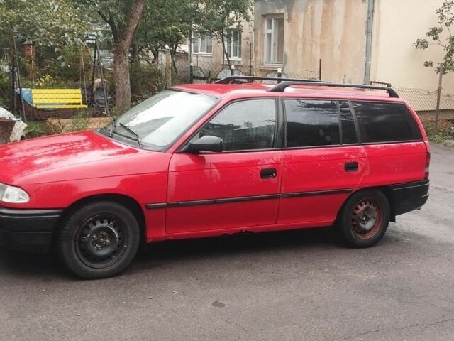 Червоний Опель Астра, об'ємом двигуна 1.7 л та пробігом 350 тис. км за 1000 $, фото 1 на Automoto.ua