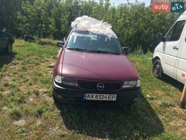 Червоний Опель Астра, об'ємом двигуна 1.6 л та пробігом 200 тис. км за 800 $, фото 1 на Automoto.ua