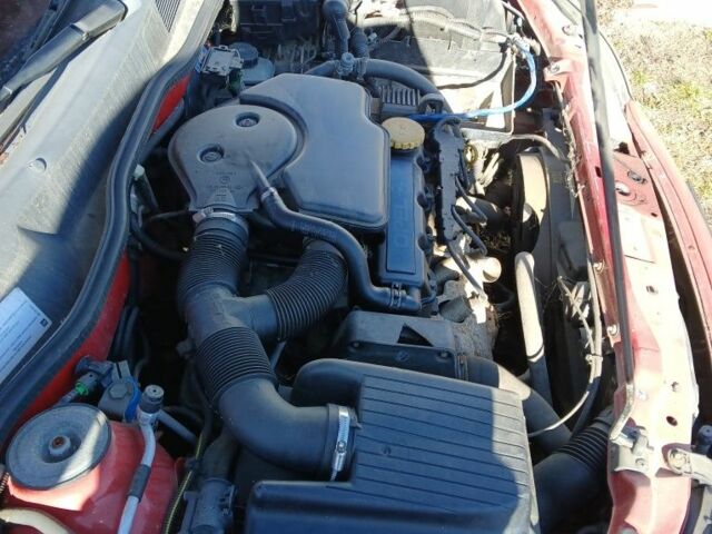 Червоний Опель Астра, об'ємом двигуна 1.6 л та пробігом 300 тис. км за 700 $, фото 1 на Automoto.ua