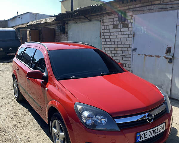 Красный Опель Астра, объемом двигателя 1.9 л и пробегом 295 тыс. км за 6000 $, фото 1 на Automoto.ua
