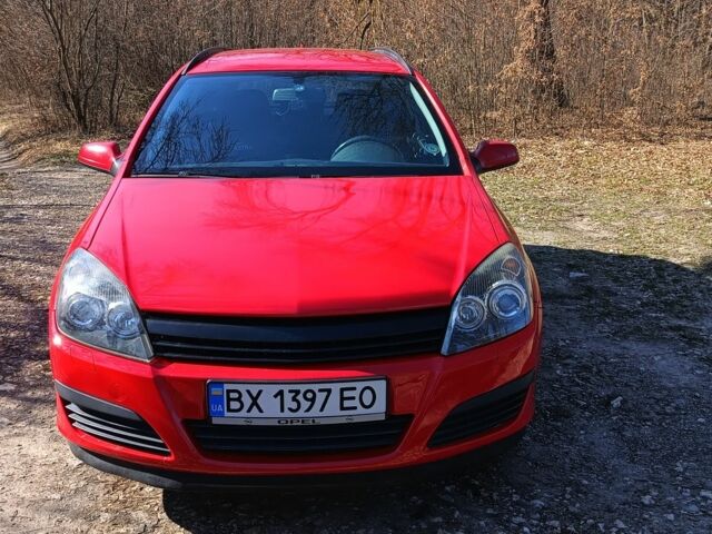 Червоний Опель Астра, об'ємом двигуна 1 л та пробігом 330 тис. км за 5500 $, фото 1 на Automoto.ua