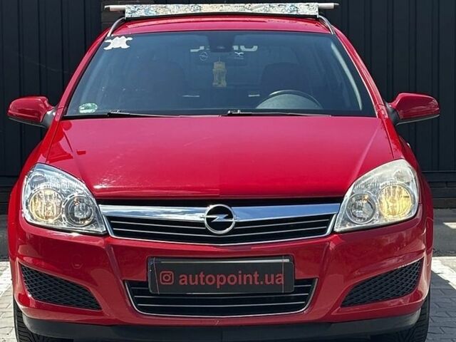 Красный Опель Астра, объемом двигателя 1.36 л и пробегом 279 тыс. км за 4800 $, фото 1 на Automoto.ua
