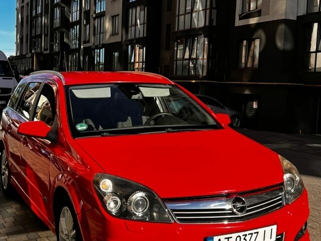 Красный Опель Астра, объемом двигателя 1.8 л и пробегом 175 тыс. км за 6000 $, фото 1 на Automoto.ua