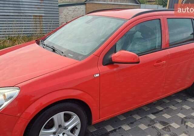 Красный Опель Астра, объемом двигателя 1.6 л и пробегом 187 тыс. км за 5900 $, фото 1 на Automoto.ua