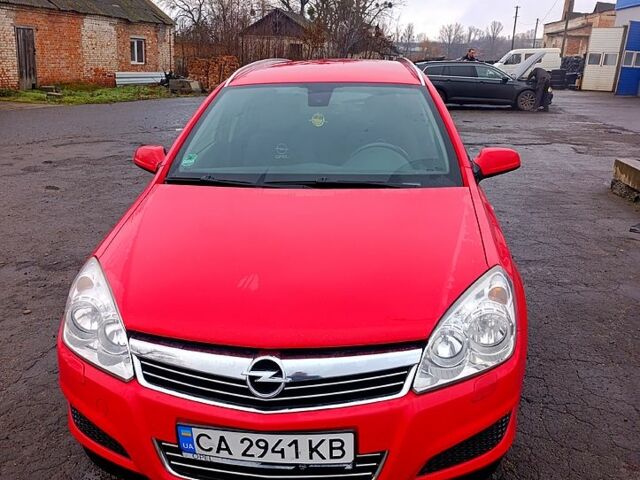 Красный Опель Астра, объемом двигателя 1.6 л и пробегом 365 тыс. км за 5500 $, фото 1 на Automoto.ua
