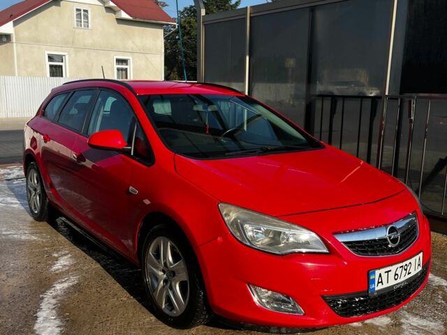 Красный Опель Астра, объемом двигателя 1.7 л и пробегом 281 тыс. км за 6300 $, фото 1 на Automoto.ua