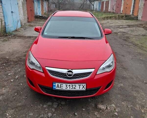 Червоний Опель Астра, об'ємом двигуна 1.4 л та пробігом 230 тис. км за 6500 $, фото 1 на Automoto.ua