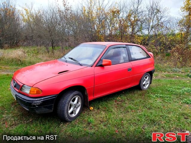 Опель Астра, объемом двигателя 1.8 л и пробегом 0 тыс. км за 600 $, фото 1 на Automoto.ua