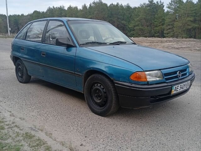 Опель Астра, объемом двигателя 1.5 л и пробегом 132 тыс. км за 850 $, фото 1 на Automoto.ua