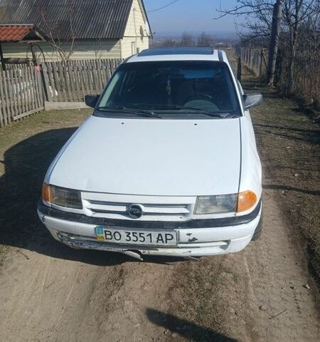 Опель Астра, объемом двигателя 0 л и пробегом 100 тыс. км за 1000 $, фото 1 на Automoto.ua