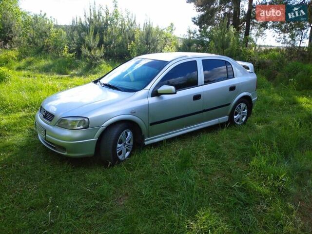 Опель Астра, объемом двигателя 1.39 л и пробегом 250 тыс. км за 3400 $, фото 1 на Automoto.ua