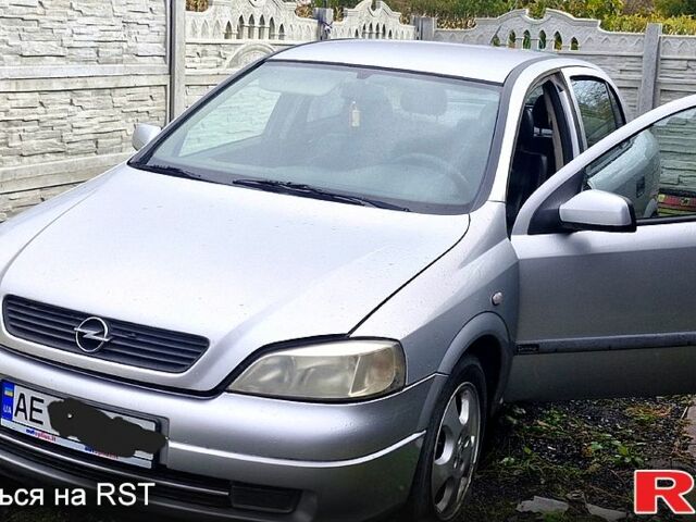 Опель Астра, объемом двигателя 1.7 л и пробегом 327 тыс. км за 2500 $, фото 1 на Automoto.ua
