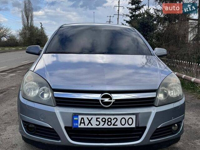 Опель Астра, объемом двигателя 1.6 л и пробегом 200 тыс. км за 4500 $, фото 1 на Automoto.ua